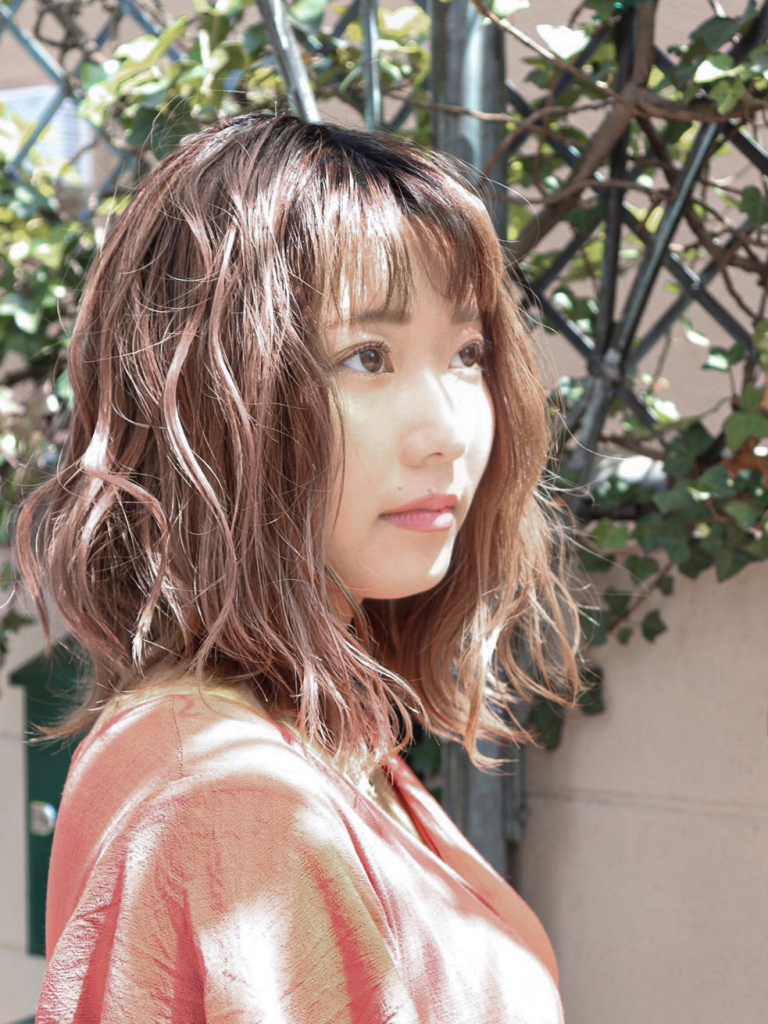 港南台の美容室・美容院「グレープバイン（GRAPEVINES） 港南台」のヘアスタイル「ウェーブミディ」の拡大画像