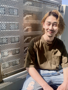 辻堂にある美容室・美容院「GRAPE VINES Tsujido（グレープバイン　ツジドウ）」のスタッフ「エノモト ケイ」