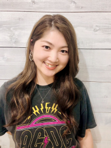 港南台の美容室・美容院「グレープバイン（GRAPEVINES） 港南台」のスタッフ「長縄 ちひろ」