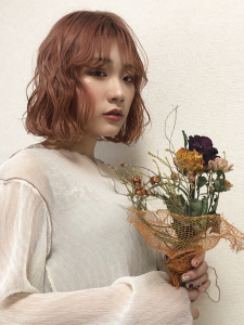港南台の美容室・美容院「グレープバイン（GRAPEVINES） 港南台」のヘアスタイル「オレンジカラーボブ」