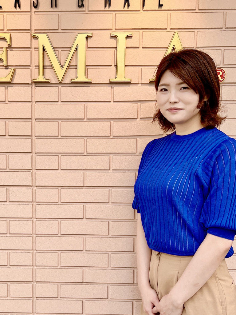 上大岡のアイラッシュ・ネイルサロン「REMIA kamiooka（レミア　上大岡）」のスタッフ「氏家 絢香」の画像