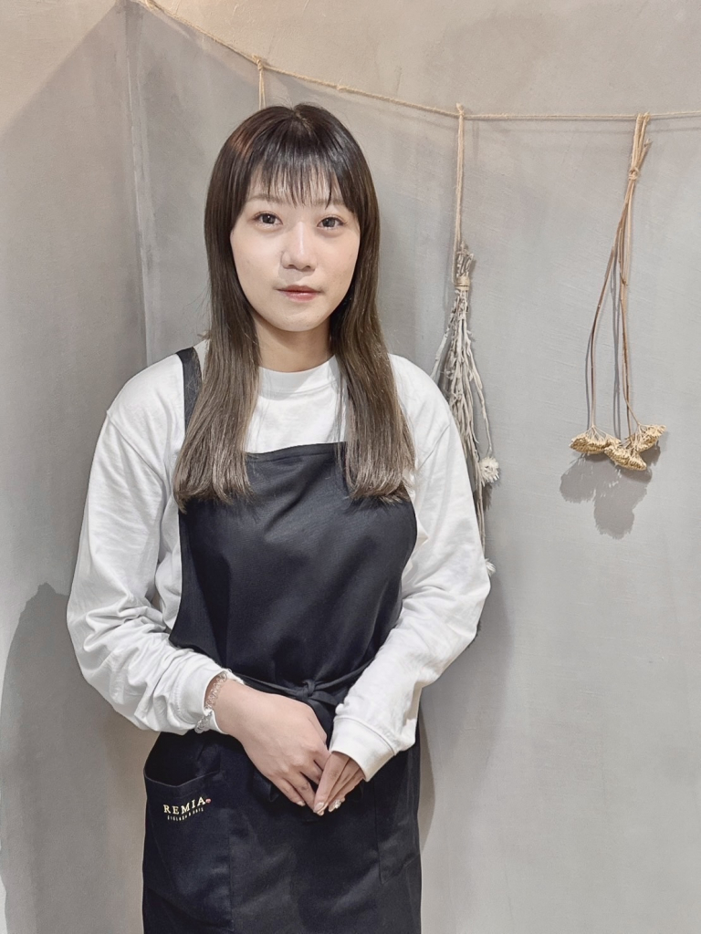 戸塚にある大人気ネイル・マツエクサロン「レミア（REMIA） 戸塚」のスタッフ「中根 」