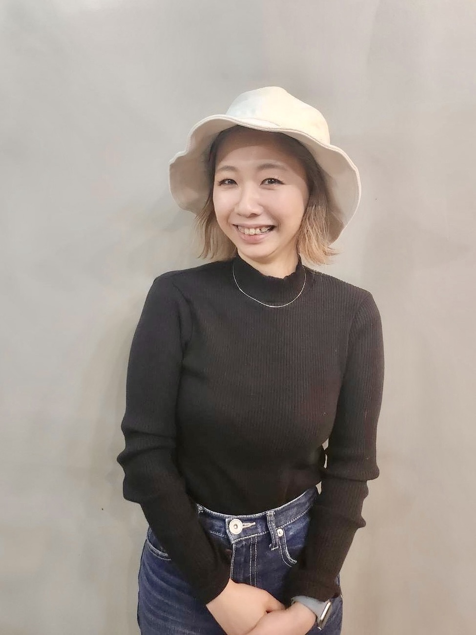 ヘアスタイル「無造作ミディアム」を担当したスタッフ「キグレ アイミ」の画像