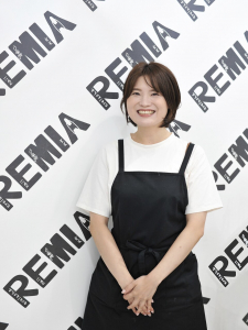 上大岡のアイラッシュ・ネイルサロン「REMIA kamiooka（レミア　上大岡）」のスタッフ「UJIIE AYAKA」