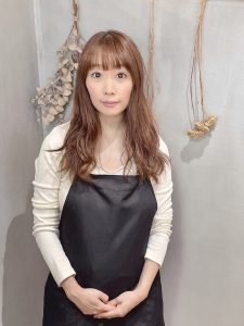 戸塚にある大人気ネイル・マツエクサロン「レミア（REMIA） 戸塚」のスタッフ「新明」