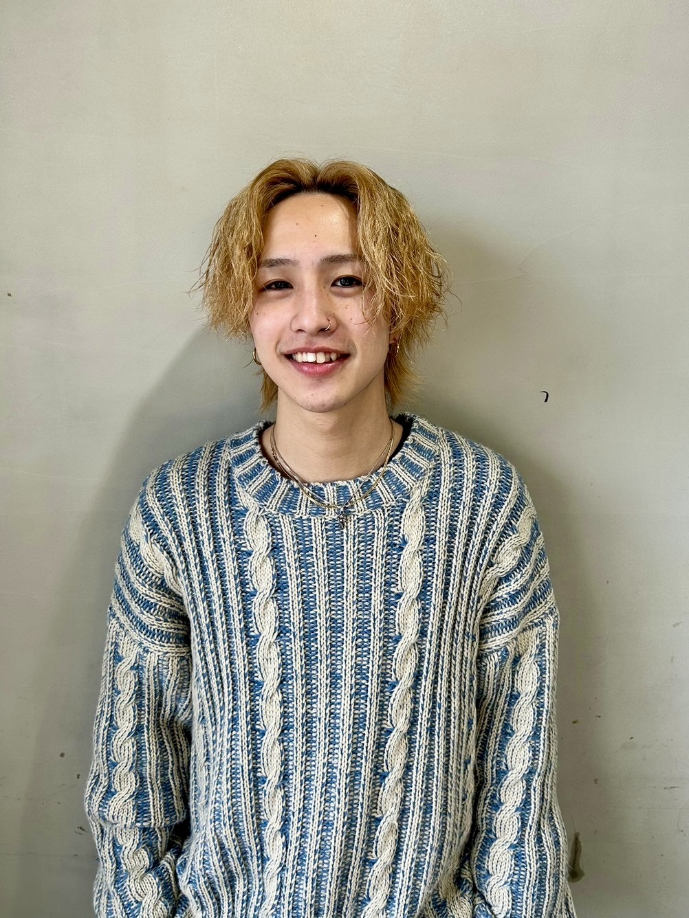 ヘアスタイル「ツイストスパイラルパーマ」を担当したスタッフ「Tom」の画像