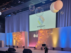 ヘア・アイラッシュ・ネイル「グレープバイン / レミア」のニュース記事「JUNON SUPERBOY CONTEST 2026 ファイナリストのヘアメイクを担当しました」