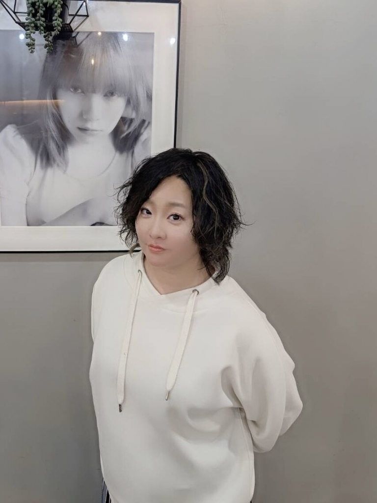 横須賀の美容室・美容院「クレア　グレープバイン（CLAIRE by GRAPEVINES） 横須賀」のスタッフ「小林　秋菜」